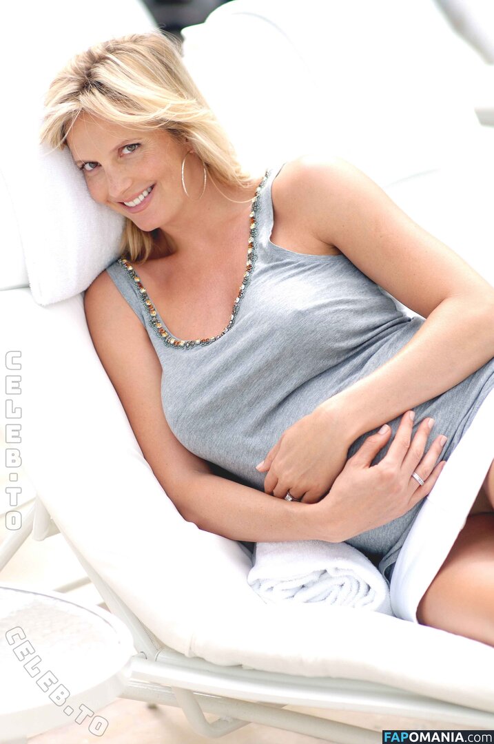 Penny Lancaster / penny.lancaster Çıplak OnlyFans  Sızdırılmış Fotoğraf #9
