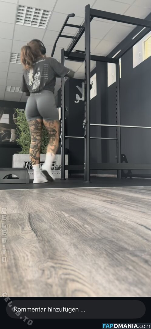 Petra Siebeck / flashinglines / redtatbabe Çıplak OnlyFans  Sızdırılmış Fotoğraf #2