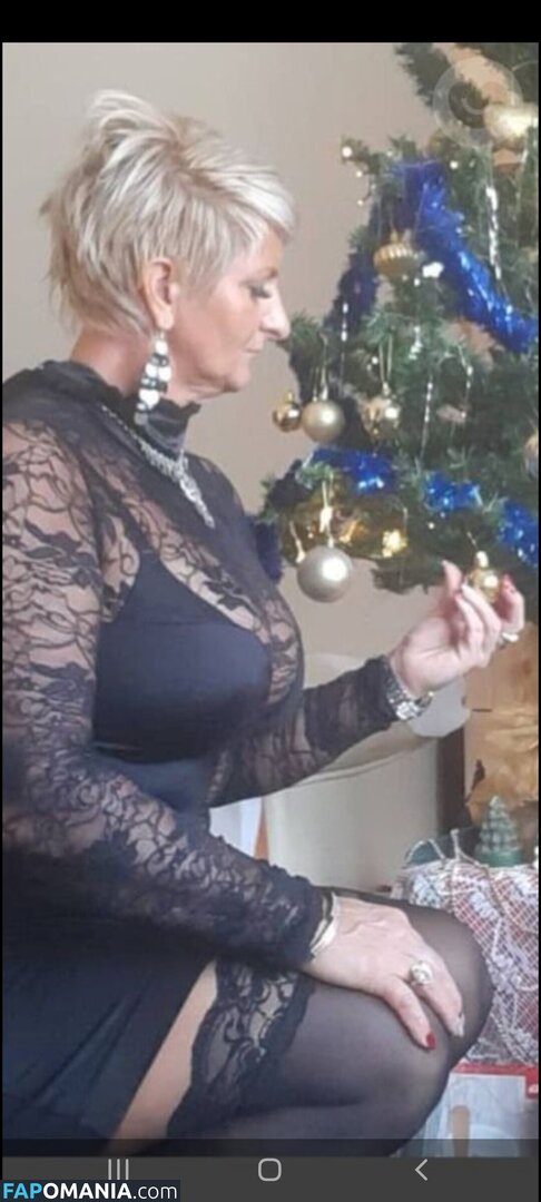 amator_csajok / f.lillaa / petratimea Çıplak OnlyFans  Sızdırılmış Fotoğraf #2676