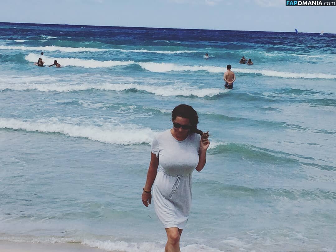 amator_csajok / f.lillaa / petratimea Çıplak OnlyFans  Sızdırılmış Fotoğraf #2682