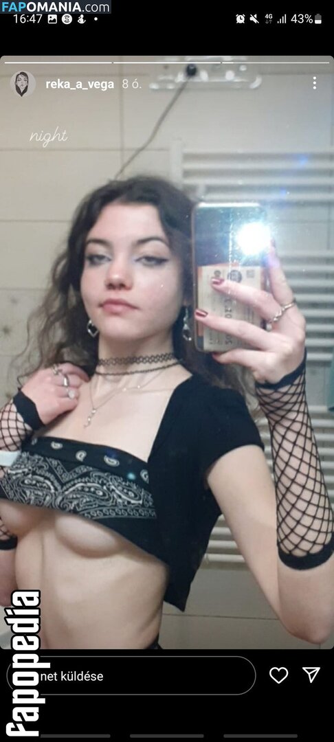 amator_csajok / f.lillaa / petratimea Çıplak OnlyFans  Sızdırılmış Fotoğraf #2736