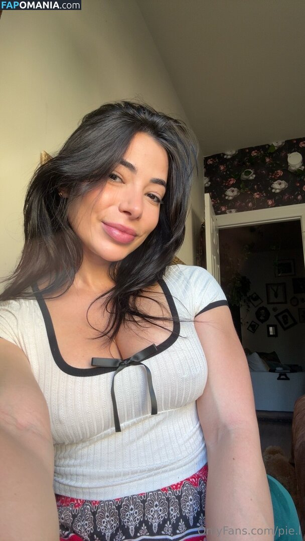pie.aina / pie.l Çıplak OnlyFans  Sızdırılmış Fotoğraf #4