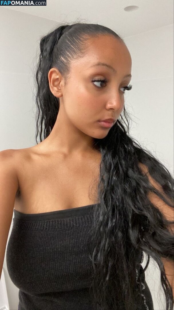 PinkPantheress / aloe_vera Çıplak OnlyFans  Sızdırılmış Fotoğraf #37