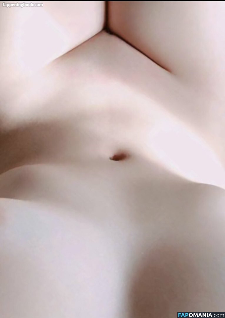 Pinya.a_ / Pinyaa56 Çıplak OnlyFans  Sızdırılmış Fotoğraf #1