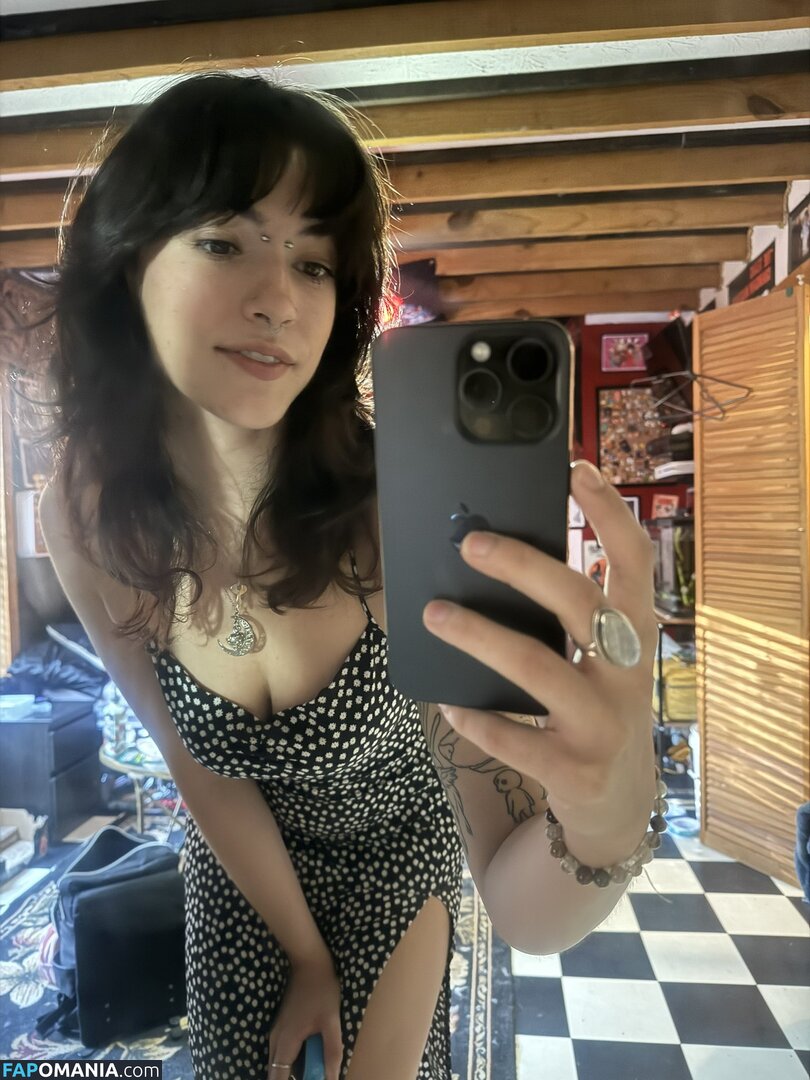 Lapzersus / Pixiexsnow / lassienot2 / luckyolliee Çıplak OnlyFans  Sızdırılmış Fotoğraf #46