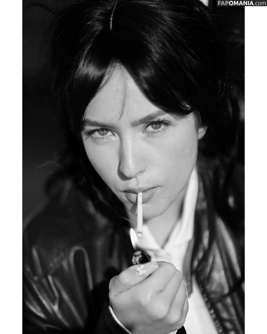 Pauline Maugauin / Pola Petrenko / polapetrenko Çıplak OnlyFans  Sızdırılmış Fotoğraf #2