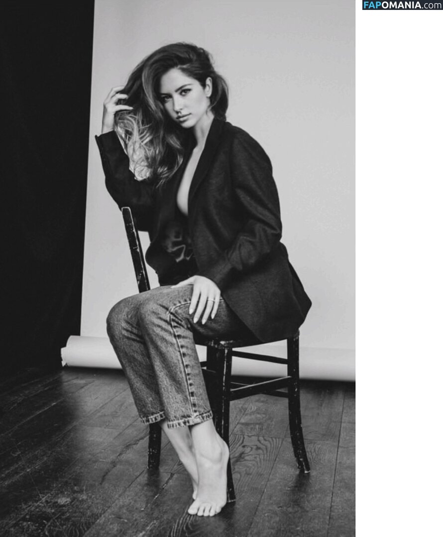 Pauline Maugauin / Pola Petrenko / polapetrenko Çıplak OnlyFans  Sızdırılmış Fotoğraf #10