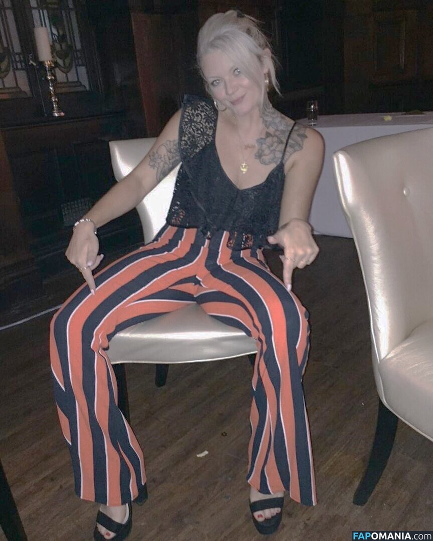 Darts / Polly James / pollyjames Çıplak OnlyFans  Sızdırılmış Fotoğraf #8