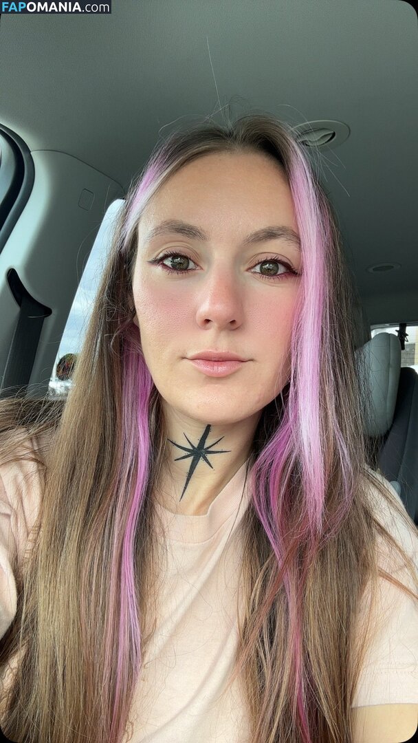 Poppy Quinn / PoppyQuinnn / https: / poppyquinn33 / the.poppy.quinn Çıplak OnlyFans  Sızdırılmış Fotoğraf #5