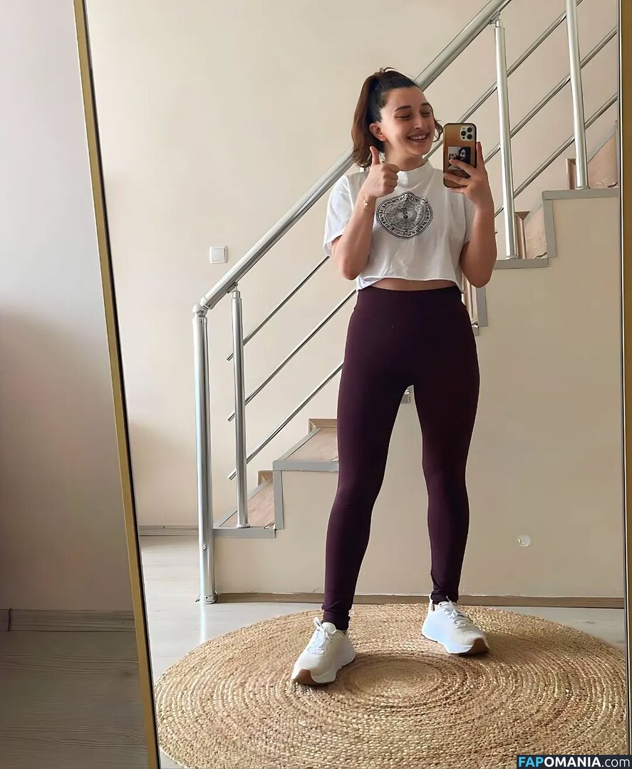 Pqueen / Turkish Streamer Çıplak OnlyFans  Sızdırılmış Fotoğraf #3