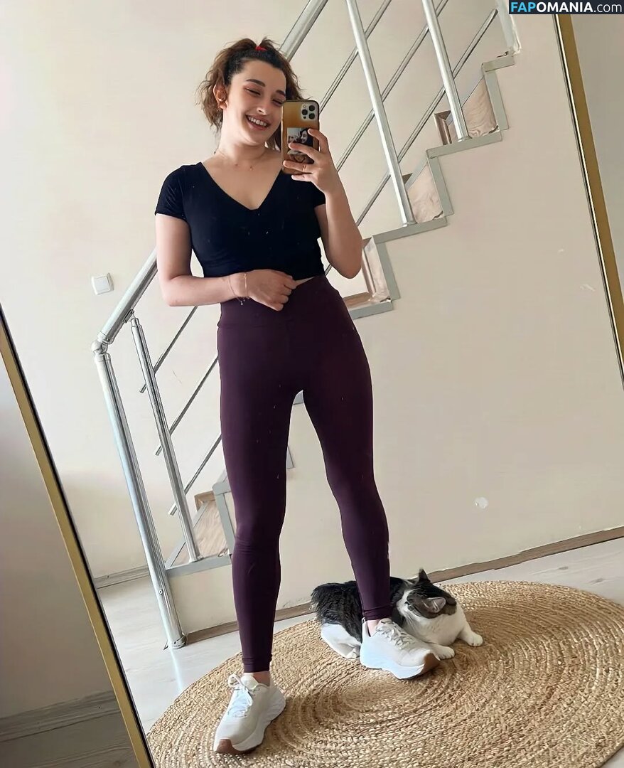 Pqueen / Turkish Streamer Çıplak OnlyFans  Sızdırılmış Fotoğraf #5