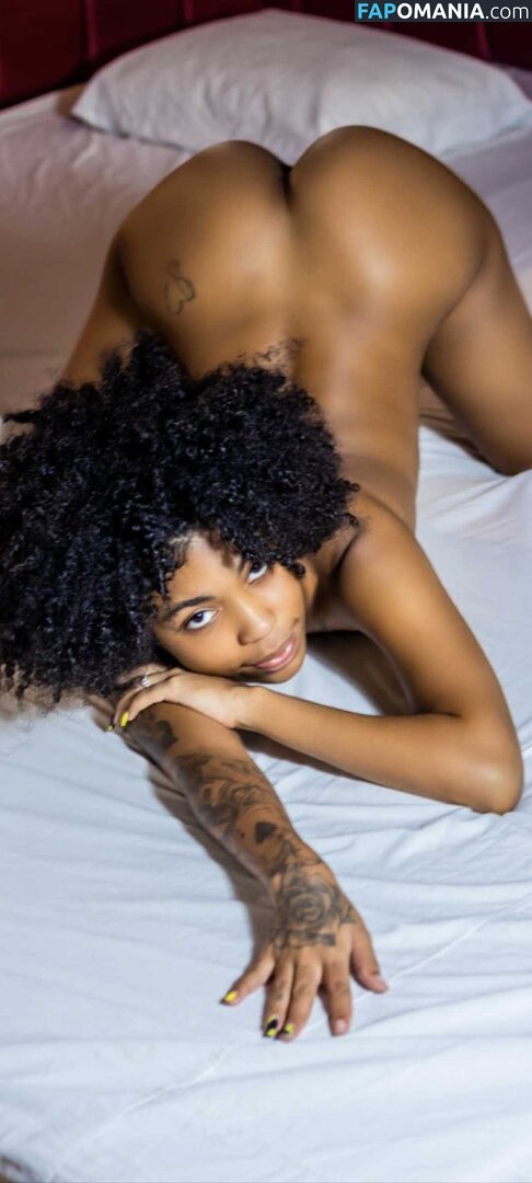 Pretinha Claire / https: / pretinhaclaire Çıplak OnlyFans  Sızdırılmış Fotoğraf #4