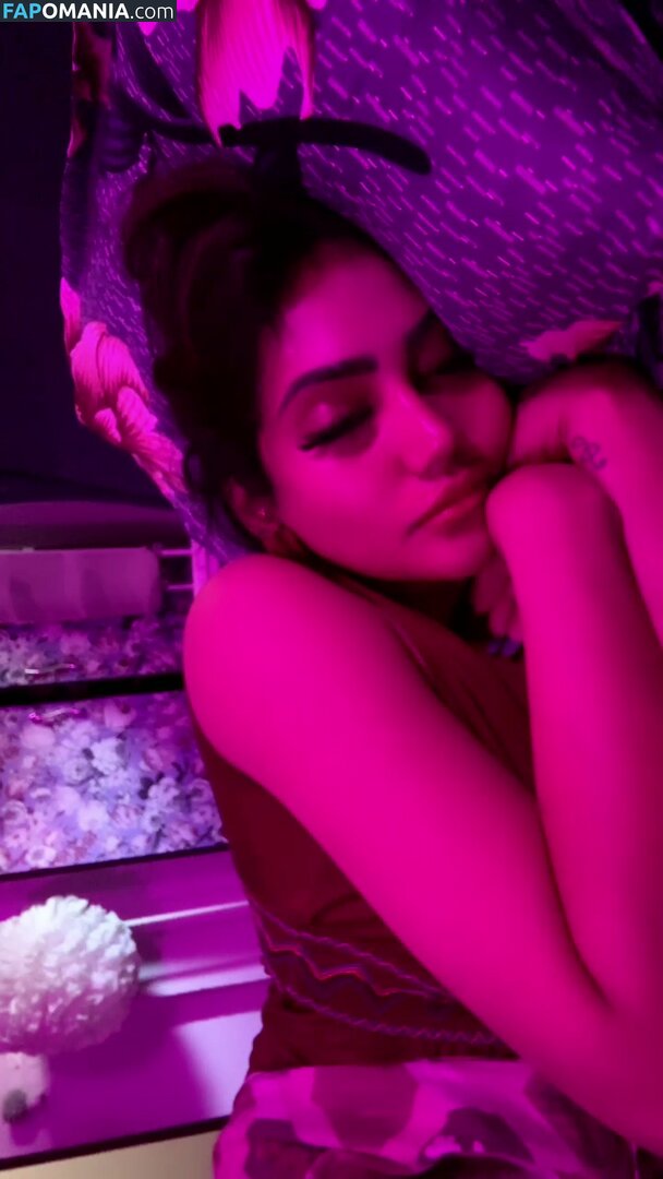 Priya Naidu / priya_naidu0422 Çıplak OnlyFans  Sızdırılmış Fotoğraf #12