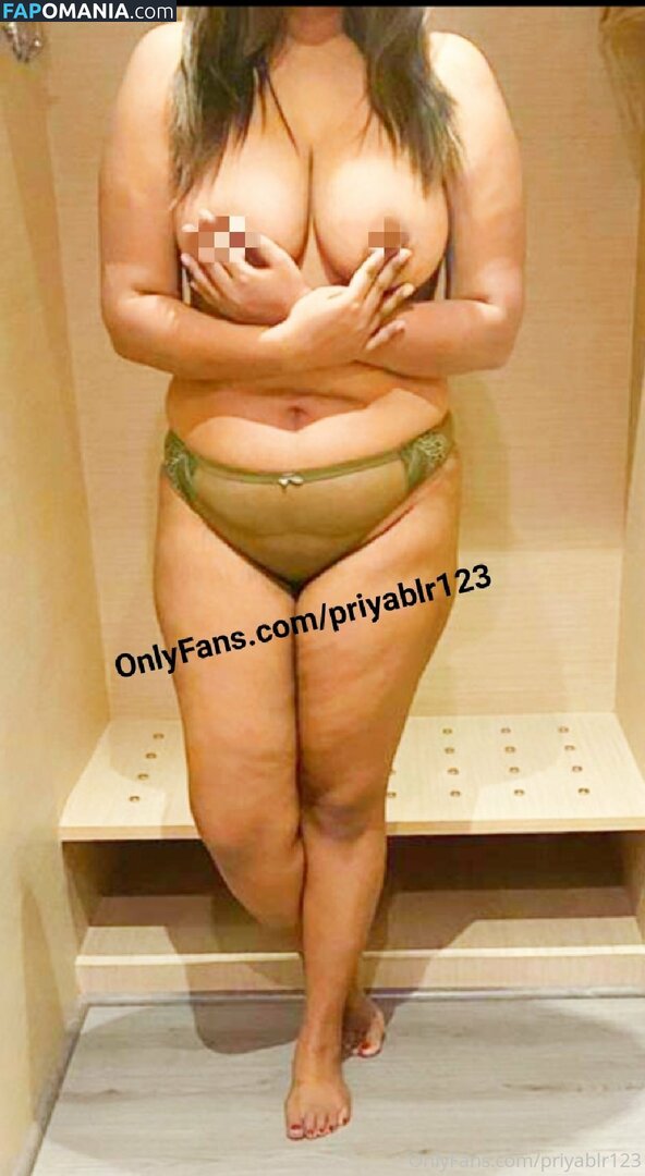 PriyaIndian2 / priyablr123 / priyatakur123 Çıplak OnlyFans  Sızdırılmış Fotoğraf #35