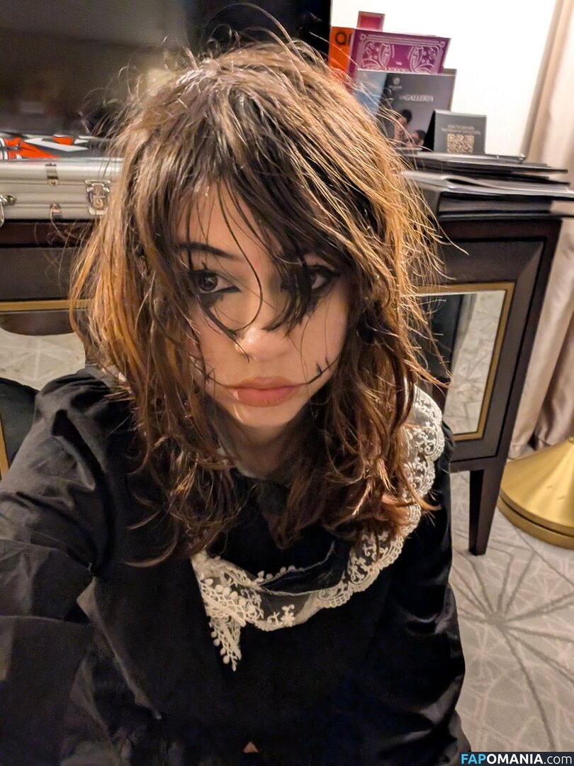 anaamari_ / asonxx / midlested / psyoptrick / pvnks Çıplak OnlyFans  Sızdırılmış Fotoğraf #29