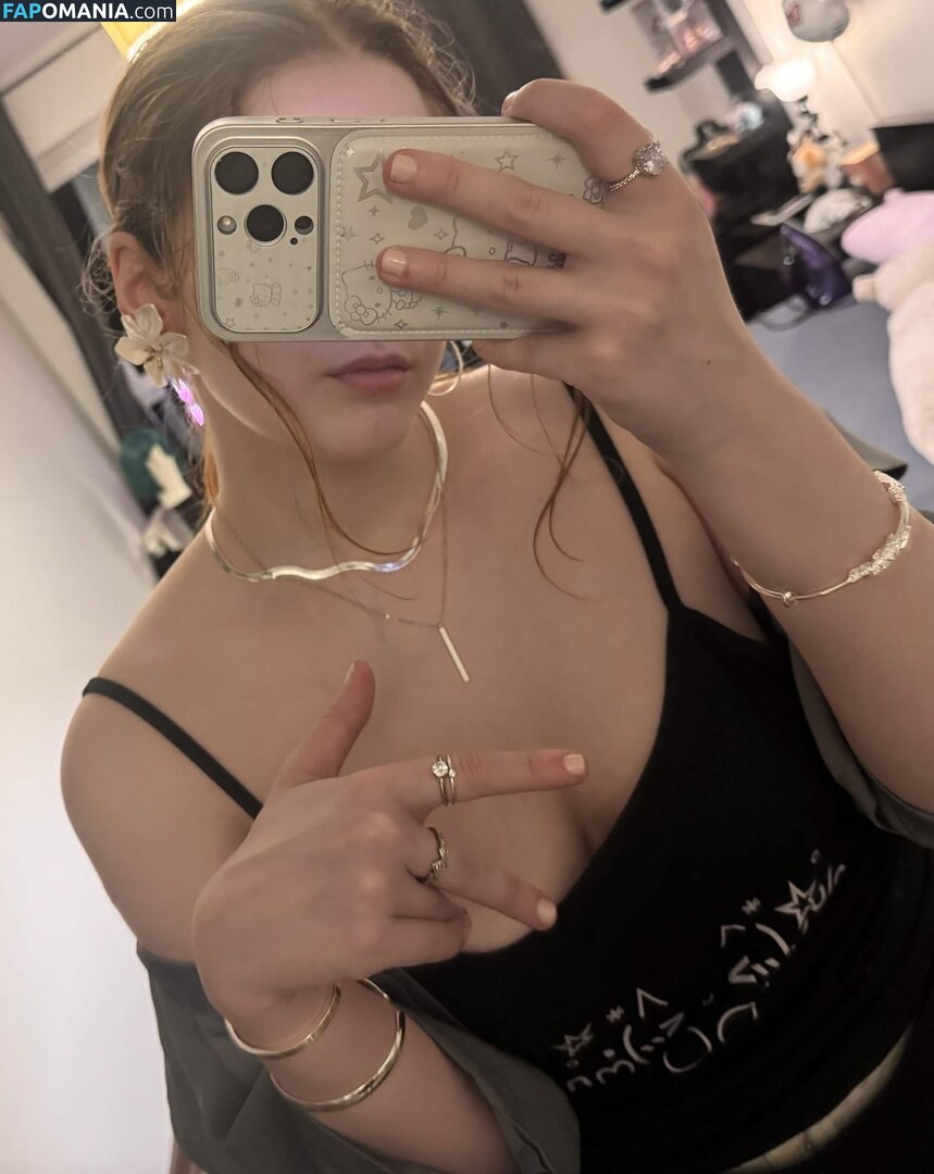 Qiandaiyiyu / Qiandai以宇 / https: Çıplak OnlyFans  Sızdırılmış Fotoğraf #47