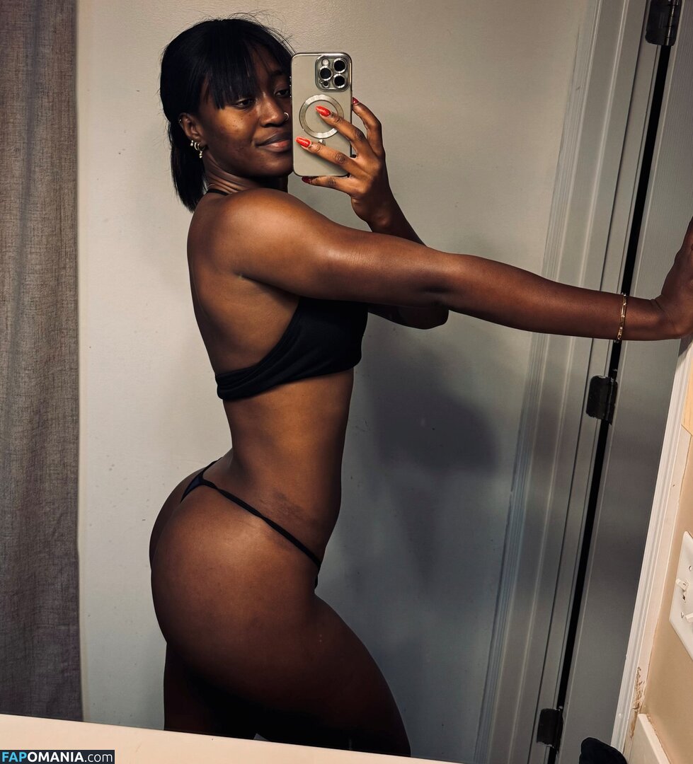 Queen Aminata / Queenaminata / amisylle / amisylle - AEW Çıplak OnlyFans  Sızdırılmış Fotoğraf #9