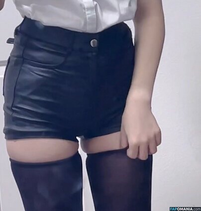 cw / https: / rabbit_poem / rabbitpoem Çıplak OnlyFans  Sızdırılmış Fotoğraf #5