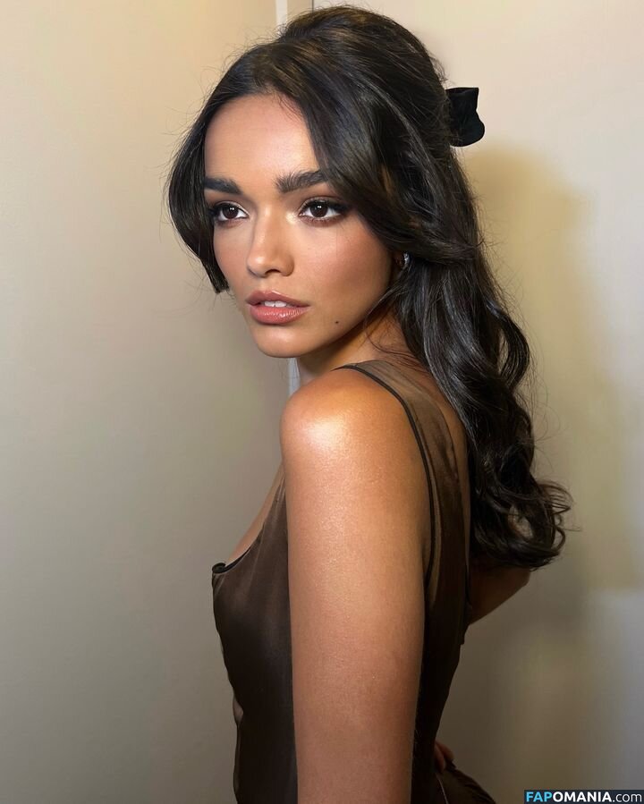Rachel Zegler / rachelzegler / rachmariexoxo Çıplak OnlyFans  Sızdırılmış Fotoğraf #871