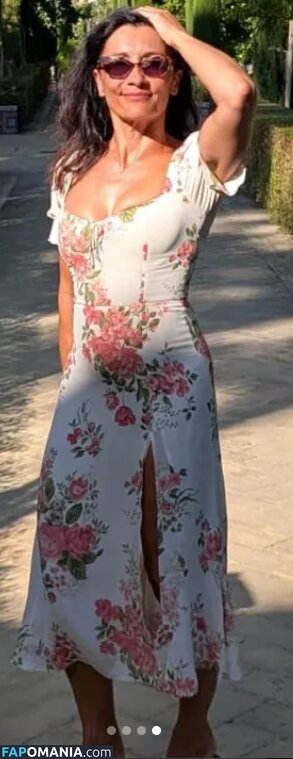 Rebecca Sarker Çıplak OnlyFans  Sızdırılmış Fotoğraf #3