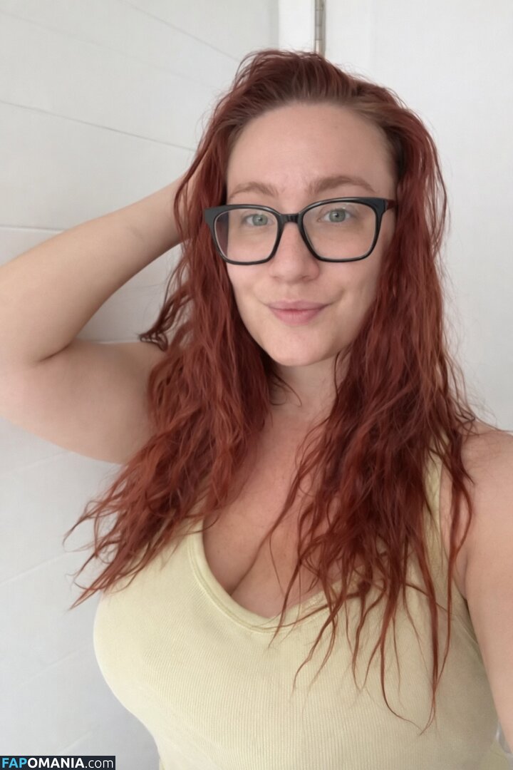 ChicksWithFics / RefashionedHippie Çıplak OnlyFans  Sızdırılmış Fotoğraf #1