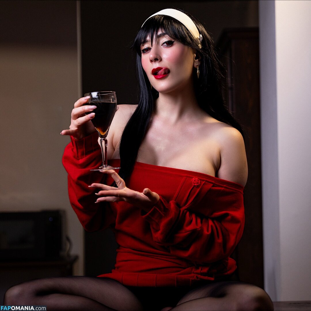 Regina / Regina_Cosplay / regina.cosplay Çıplak OnlyFans  Sızdırılmış Fotoğraf #7