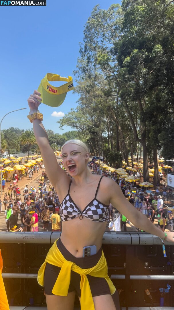 Renata Schneider / renata.c.schneider Çıplak OnlyFans  Sızdırılmış Fotoğraf #8