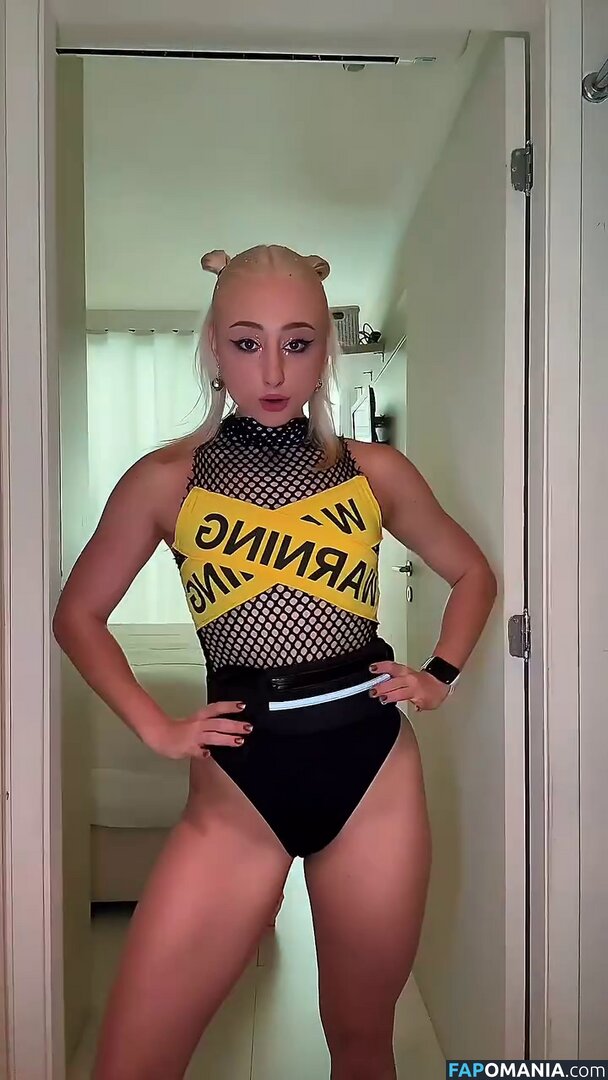 Renata Schneider / renata.c.schneider Çıplak OnlyFans  Sızdırılmış Fotoğraf #9