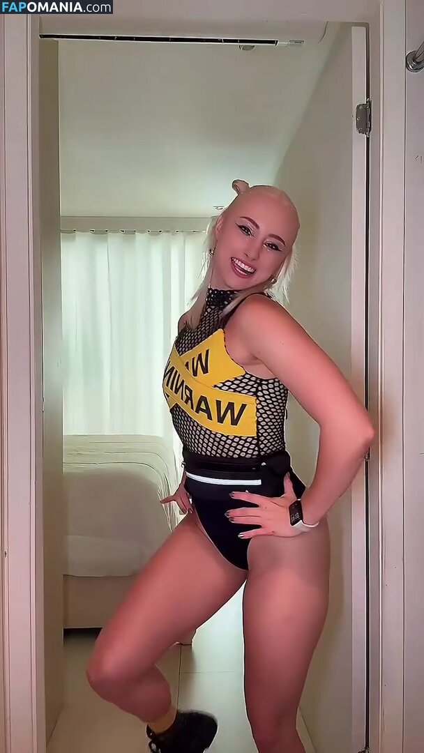 Renata Schneider / renata.c.schneider Çıplak OnlyFans  Sızdırılmış Fotoğraf #11