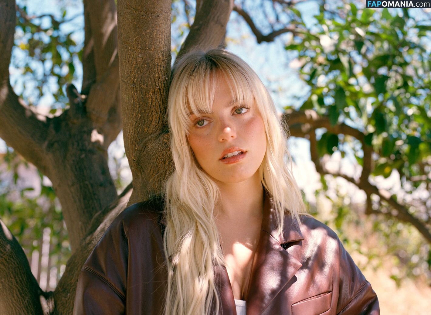 Renee Rapp / reneerapp Çıplak OnlyFans  Sızdırılmış Fotoğraf #130