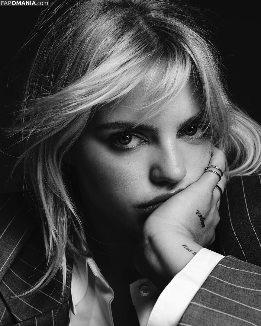 Renee Rapp / reneerapp Çıplak OnlyFans  Sızdırılmış Fotoğraf #132