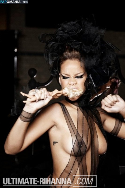 Rihanna Çıplak OnlyFans  Sızdırılmış Fotoğraf #7