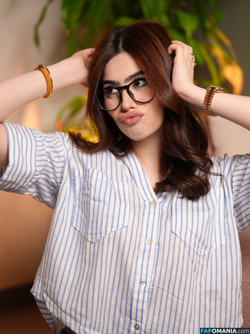 Riva Arora / https: / riva.arora.1 / riva.aroraofficial / rivarora_ Çıplak OnlyFans  Sızdırılmış Fotoğraf #10