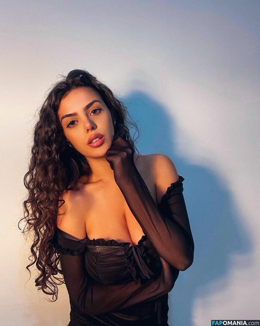 Roberta / morehopeful88 / robertafranco Çıplak OnlyFans  Sızdırılmış Fotoğraf #6