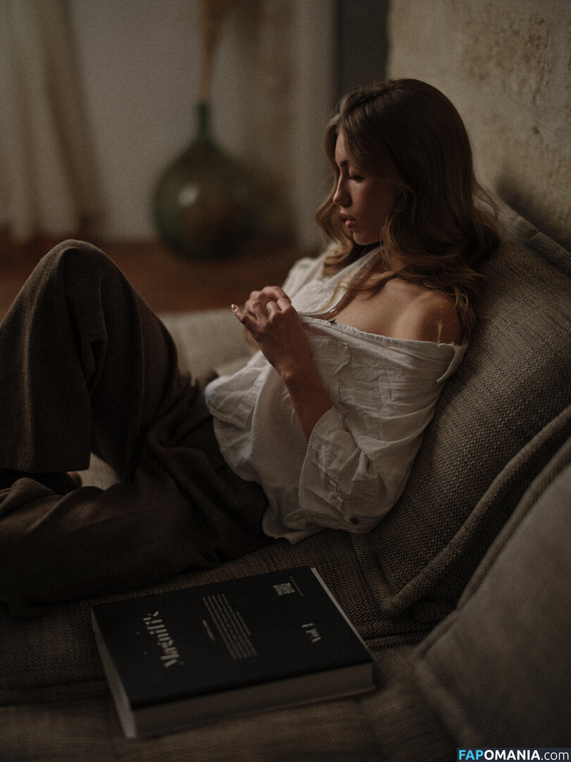 romy_vrhs Çıplak OnlyFans  Sızdırılmış Fotoğraf #5