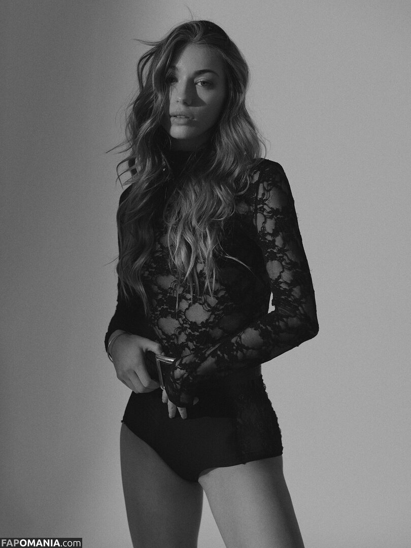 romy_vrhs Çıplak OnlyFans  Sızdırılmış Fotoğraf #15