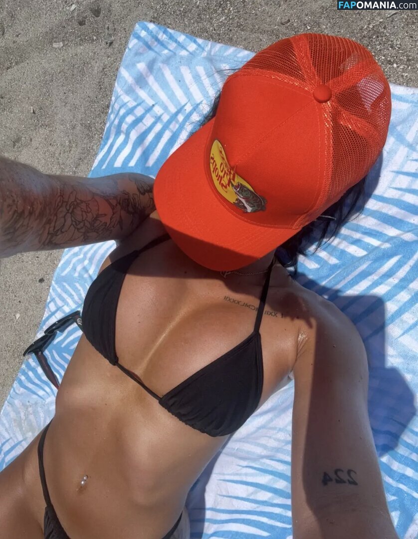 Petitetattedplati / Ronika Eskins / ronika_eskins Çıplak OnlyFans  Sızdırılmış Fotoğraf #102