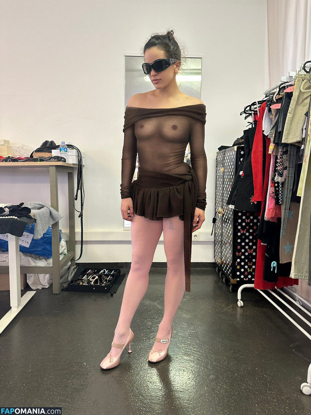 La Rosalía / Rosalia / rosalia.vt / therosaliaxo Çıplak OnlyFans  Sızdırılmış Fotoğraf #13