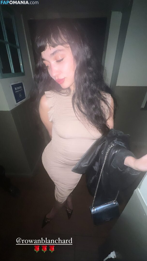 Rowan Blanchard / Simp Chat / https: / rowanblanchard Çıplak OnlyFans  Sızdırılmış Fotoğraf #537