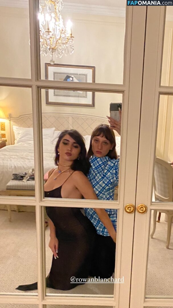 Rowan Blanchard / Simp Chat / https: / rowanblanchard Çıplak OnlyFans  Sızdırılmış Fotoğraf #539