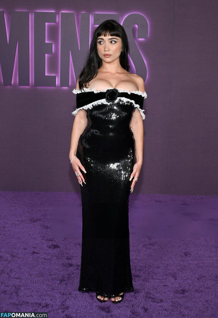 Rowan Blanchard / Simp Chat / https: / rowanblanchard Çıplak OnlyFans  Sızdırılmış Fotoğraf #549