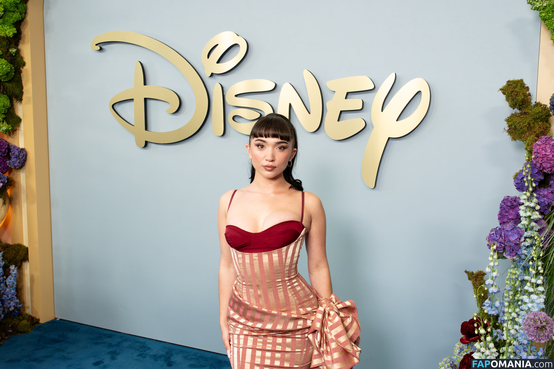Rowan Blanchard / Simp Chat / https: / rowanblanchard Çıplak OnlyFans  Sızdırılmış Fotoğraf #567