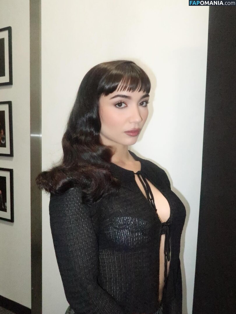 Rowan Blanchard / Simp Chat / https: / rowanblanchard Çıplak OnlyFans  Sızdırılmış Fotoğraf #576