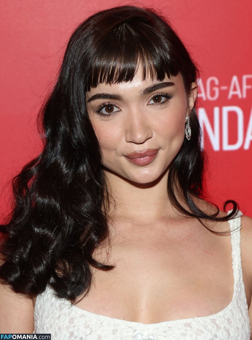 Rowan Blanchard / Simp Chat / https: / rowanblanchard Çıplak OnlyFans  Sızdırılmış Fotoğraf #582