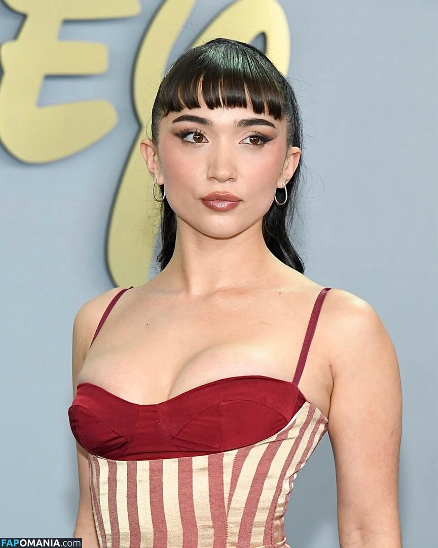 Rowan Blanchard / Simp Chat / https: / rowanblanchard Çıplak OnlyFans  Sızdırılmış Fotoğraf #585