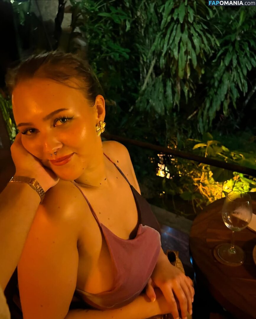 Roz Hill / rhozhill Çıplak OnlyFans  Sızdırılmış Fotoğraf #4