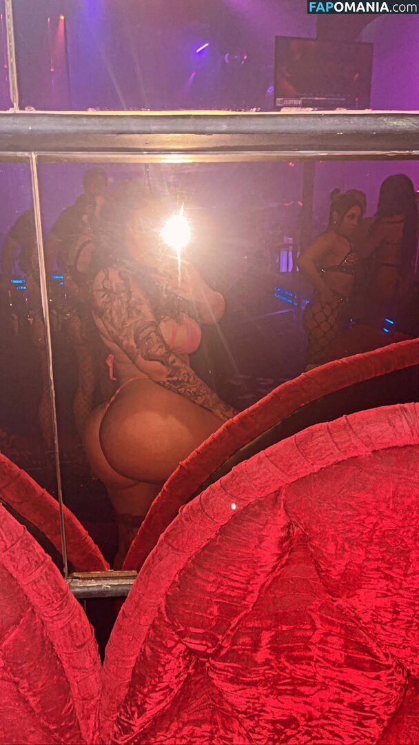 Ruthlesshg  / https: / mscarlettredd / ruthlesshg Çıplak OnlyFans  Sızdırılmış Fotoğraf #2