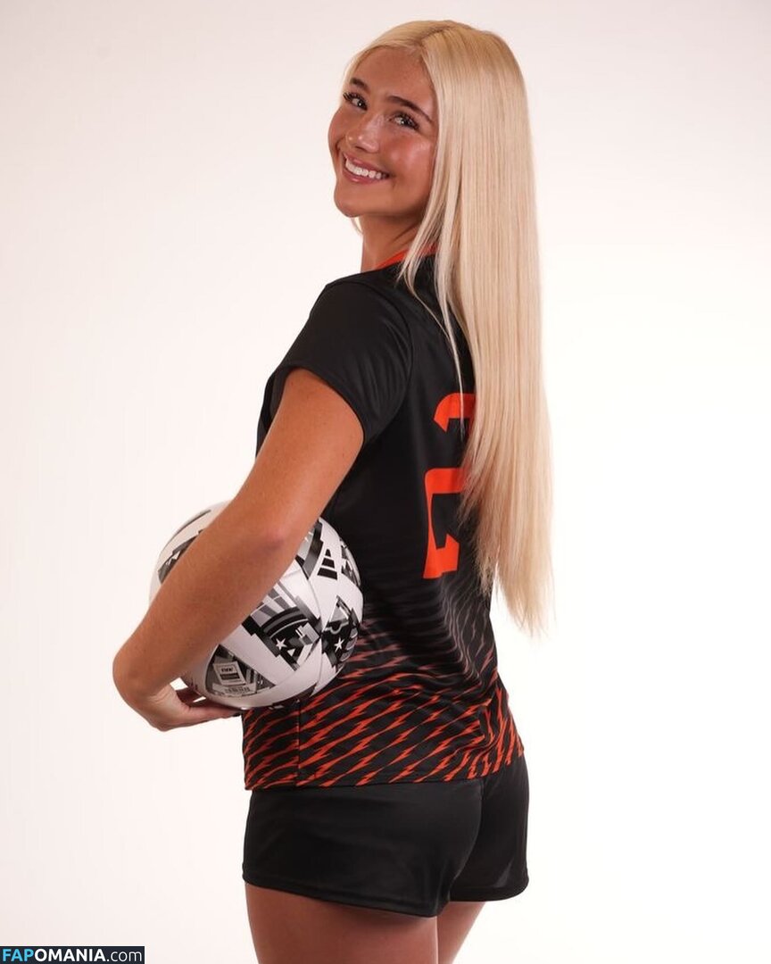 Ryleeelewis / rileymaelewis Çıplak OnlyFans  Sızdırılmış Fotoğraf #13