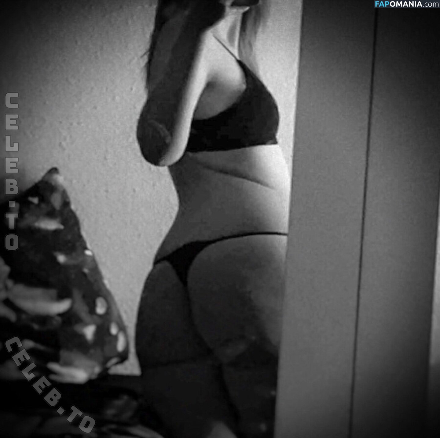 Ryumeike / melyraeike / melyraeikemodel Çıplak OnlyFans  Sızdırılmış Fotoğraf #6