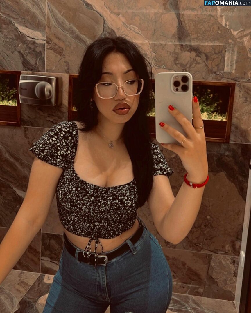 Sabac Çıplak OnlyFans  Sızdırılmış Fotoğraf #2